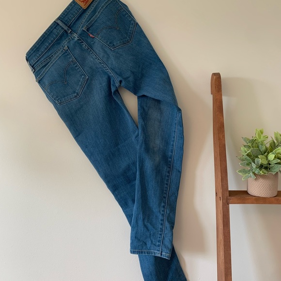 Levi’s 711 Skinny Med Blue - Picture 3 of 4